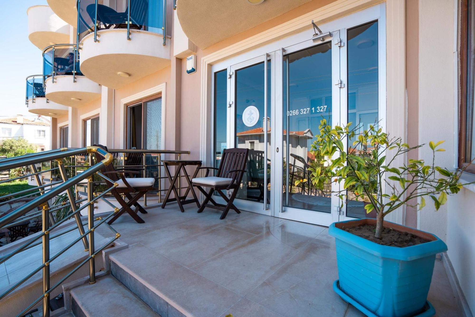 Cunda Giritlioglu Otel Adult Only Ayvalı Eksteriør bilde