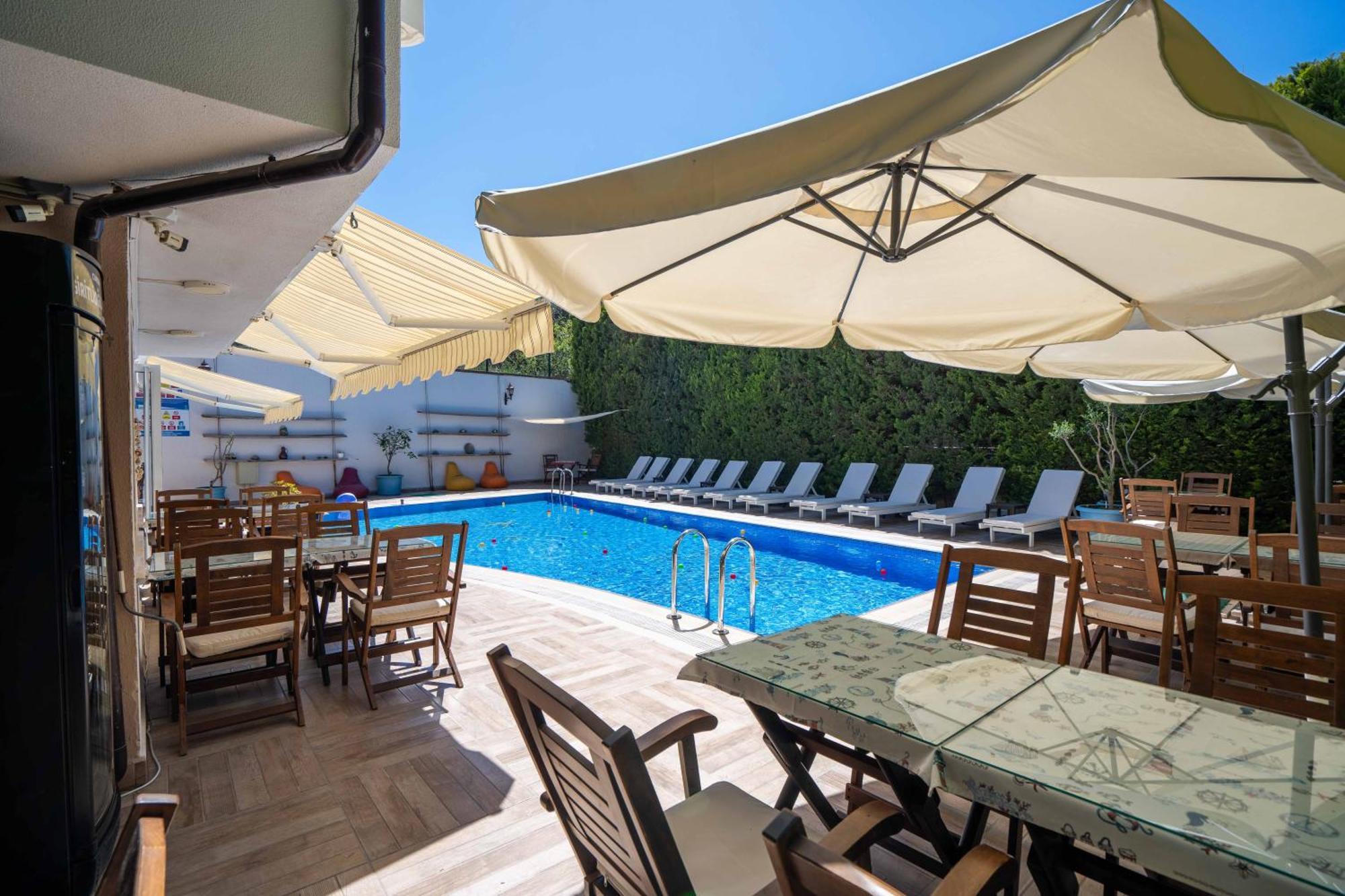Cunda Giritlioglu Otel Adult Only Ayvalı Eksteriør bilde